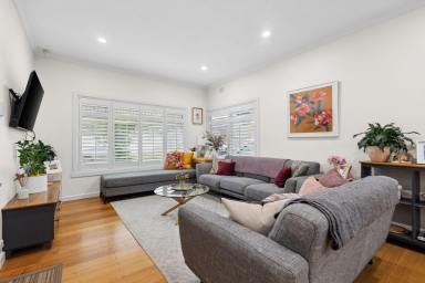 House For Sale - VIC - Flora Hill - 3550 - Updated Character Home with Modern Family Appeal  (Image 2)