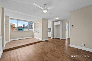 Apartment For Sale - QLD - Spring Hill - 4000 - Best Priced 2 Bed Apartment in Spring Hill!  (Image 2)