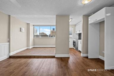 Apartment For Sale - QLD - Spring Hill - 4000 - Best Priced 2 Bed Apartment in Spring Hill!  (Image 2)
