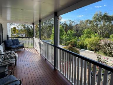 House For Sale - QLD - Glen Aplin - 4381 - Charming Country Residence  (Image 2)