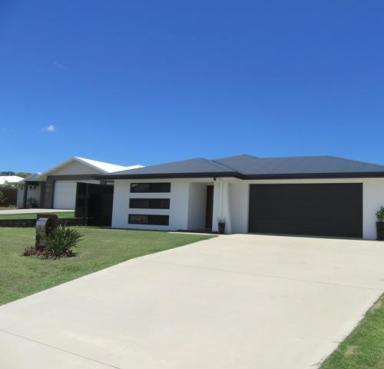 House For Lease - QLD - Beaconsfield - 4740 - LIVE IN STYLE & COMFORT, FULLY AIR CONDITIONED, POOL & THEATRE ROOM!!!  (Image 2)