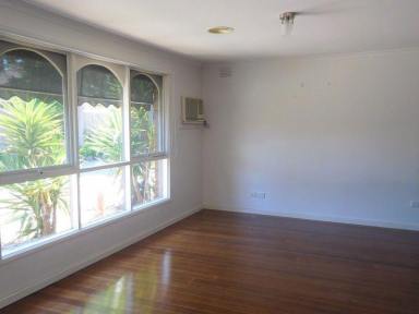 Unit For Lease - VIC - Chelsea - 3196 - FANTASTIC LOCATION | LOW MAINTENANCE | PRIVATE COURTYARD (Image 2)