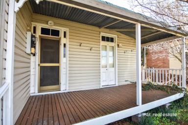 House For Sale - NSW - Inverell - 2360 - RENOVATE, REBUILD, REIMAGINE (Image 2)