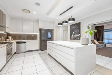 House For Sale - VIC - Mildura - 3500 - It’s A Resort Lifestyle! (Image 2)