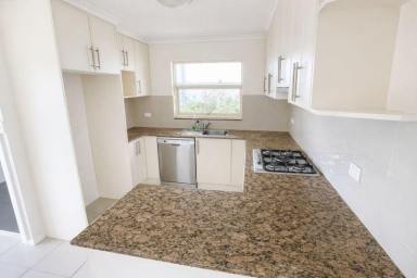 House For Lease - SA - Trott Park - 5158 - Comfortable & Convenient Living in Quiet Trott Park  (Image 2)