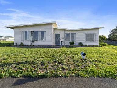 House For Sale - TAS - Midway Point - 7171 - Dual Title Opportunity with Water Views & Endless Potential (Image 2)