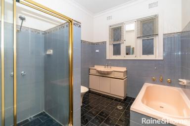 House For Lease - NSW - Turvey Park - 2650 - TURVEY-TASTIC! (Image 2)