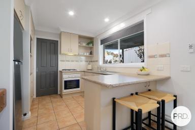 Unit For Sale - NSW - Hamilton Valley - 2641 - PRIVATE LOCATION, IMMACULATE PRESENTATION  (Image 2)