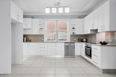 House For Sale - NSW - Goulburn - 2580 - Charming Family Home in a Prime Location  (Image 2)