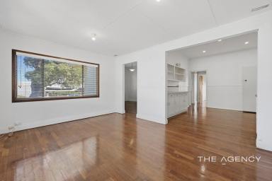 House For Sale - WA - Geraldton - 6530 - NOW SELLING - SECURE YOUR CENTRAL CHARACTER HOME ON 952m2 TODAY (Image 2)
