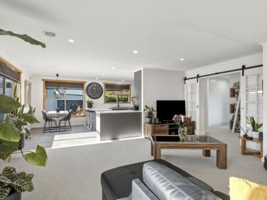 House For Sale - TAS - Turners Beach - 7315 - Opportunities like this are exceptionally rare. (Image 2)