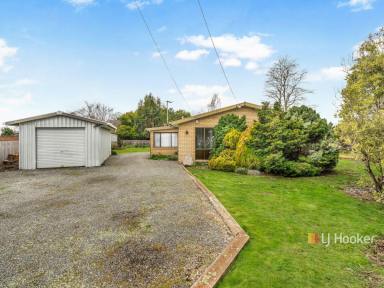 House For Sale - TAS - Deloraine - 7304 - Our Home, Built with Heart, Your Next Chapter  (Image 2)
