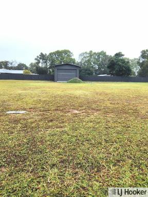 Residential Block For Sale - QLD - Tully Heads - 4854 - Coastal Opportunity with Shed Already in Place!  (Image 2)
