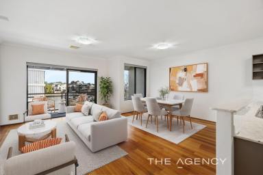 Unit For Sale - WA - Ascot - 6104 - Stylish Waterfront Living  (Image 2)