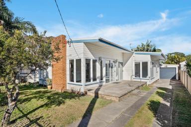 House For Sale - NSW - Wollongong - 2500 - Beachside & Golf Course Location  (Image 2)