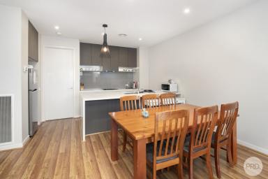 Townhouse For Sale - VIC - Ballarat Central - 3350 - Modern Townhouse Living In Ballarat's Best Pocket  (Image 2)