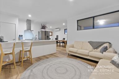 House For Sale - WA - Westminster - 6061 - LOW MAINTENANCE, HIGH STYLE!  (Image 2)