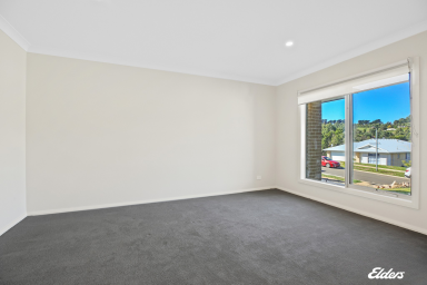 House For Sale - VIC - Neerim South - 3831 - Modern Living, Prime Neerim South Location  (Image 2)