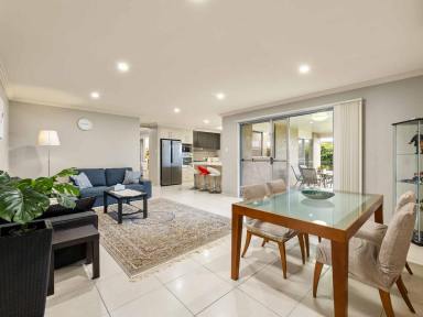 House For Sale - QLD - Middle Ridge - 4350 - Exceptional Family Appeal & Multiple Living Areas  (Image 2)