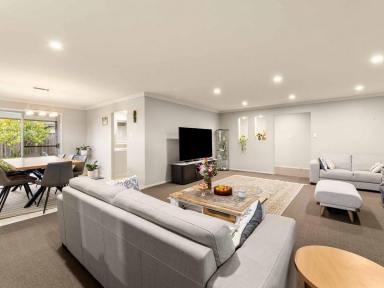 House For Sale - QLD - Middle Ridge - 4350 - Exceptional Family Appeal & Multiple Living Areas  (Image 2)