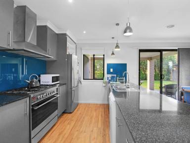 House Sold - VIC - Eastwood - 3875 - WALK TO THE SHOPS PLUS RESERVE AT YOUR BACKDOOR  (Image 2)