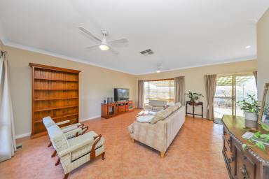 House For Sale - NSW - Tumut - 2720 - Prestigious Living with Views!  (Image 2)