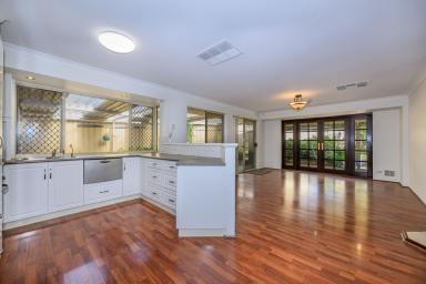 House For Sale - WA - Stratton - 6056 - Spacious Family Home  (Image 2)