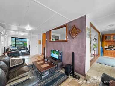 House For Sale - QLD - Mareeba - 4880 - PRIVATE, UPGRADED & PACKED WITH LIFESTYLE APPEAL  (Image 2)