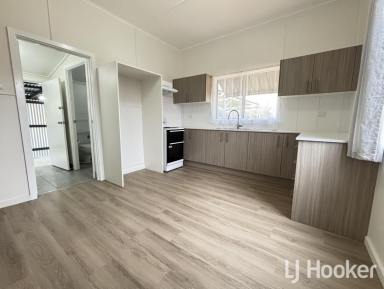 House For Lease - NSW - Inverell - 2360 - Fully Renovated 2 Bedroom Home (Image 2)