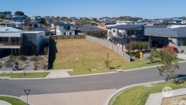 Residential Block For Sale - VIC - San Remo - 3925 - Premium Bay Views With Ready-to-Build Convenience  (Image 2)
