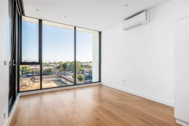 Unit For Lease - VIC - Hampton - 3188 - CLOSE TO BEACH | SECURE | AMAZING LOCATION (Image 2)