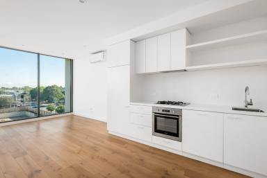 Unit For Lease - VIC - Hampton - 3188 - CLOSE TO BEACH | SECURE | AMAZING LOCATION (Image 2)