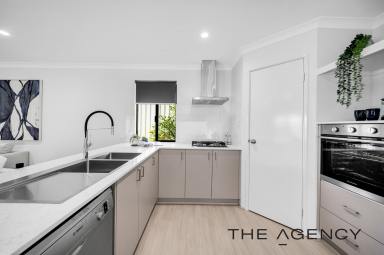 House For Sale - WA - Madeley - 6065 - Renovated, Move-In Ready 4x2 – Offers From $999,999 (Image 2)