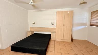 Unit For Lease - QLD - Woree - 4868 - Furnished 1-Bed Unit (Image 2)
