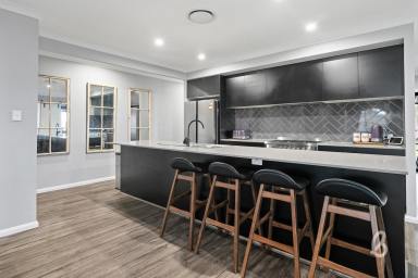 House For Sale - NSW - Greta - 2334 - Expansive Modern Family Home with Shed & Swim Spa (Image 2)