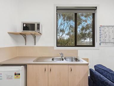 House For Lease - TAS - Bothwell - 7030 - Charming & Comfortable Living in Beautiful Bothwell (Image 2)