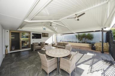 House For Sale - WA - Greenwood - 6024 - Family Friendly and Fabulous on 710sqm!  (Image 2)
