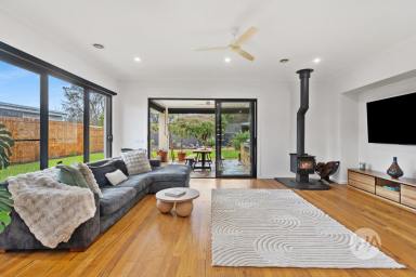 House For Sale - VIC - St Andrews Beach - 3941 - Relaxed Coastal Living in the Heart of St Andrews Beach (Image 2)
