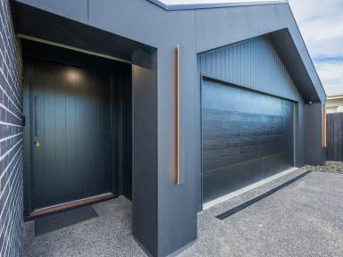 House Sold - VIC - Eastwood - 3875 - THE PERFECT BLEND OF LUXURY AND LIFESTYLE  (Image 2)