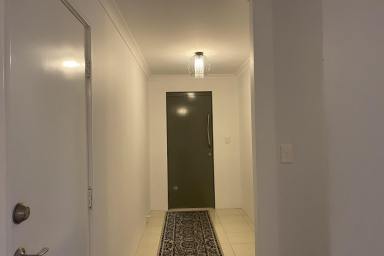 House For Lease - WA - Halls Head - 6210 - Modern Family Home in Halls Head  (Image 2)