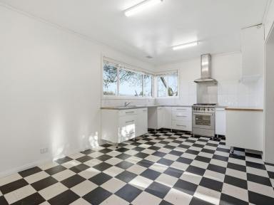 House For Lease - TAS - New Norfolk - 7140 - Positioned in a peaceful pocket of New Norfolk  (Image 2)