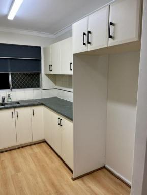Villa Leased - WA - Noranda - 6062 - Stylish Renovated 2-Bedroom Villa Malaga 2 min / Airport 15min / Quiet Cul-de-Sac Living  (Image 2)