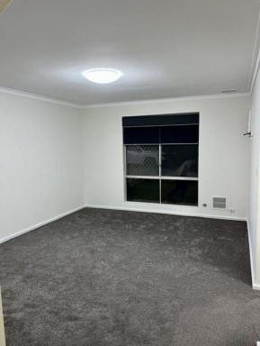 Villa For Lease - WA - Noranda - 6062 - Charming 2-Bedroom Villa in a Quiet Cul-De-Sac Fully Renovated  (Image 2)