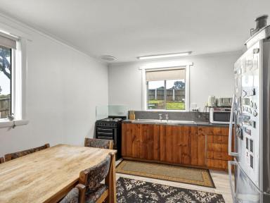 House For Sale - TAS - Shorewell Park - 7320 - Investment Opportunity  (Image 2)