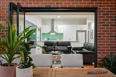 House For Sale - WA - Victoria Park - 6100 - MODERN, TRANQUIL RETREAT - MOMENTS FROM THE VIC PARK CAFÉ STRIP  (Image 2)