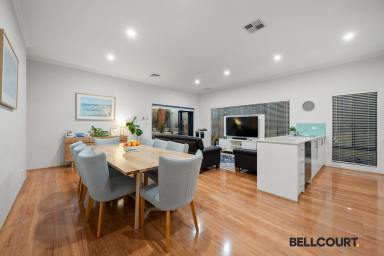 House For Sale - WA - Victoria Park - 6100 - MODERN, TRANQUIL RETREAT - MOMENTS FROM THE VIC PARK CAFÉ STRIP  (Image 2)