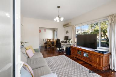 Apartment For Sale - WA - Como - 6152 - LOW MAINTENANCE LIFESTYLE LIVING (Image 2)