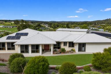 House For Sale - QLD - Chatsworth - 4570 - Bring the Caravan And the Family!  (Image 2)