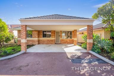 Villa For Sale - WA - Maddington - 6109 - Move-in ready living within a peaceful and perfectly placed complex setting  (Image 2)