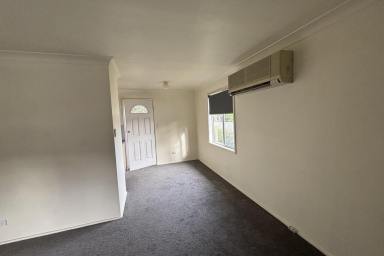 House For Lease - NSW - Raymond Terrace - 2324 - Refurbished family home in Roslyn Park  (Image 2)
